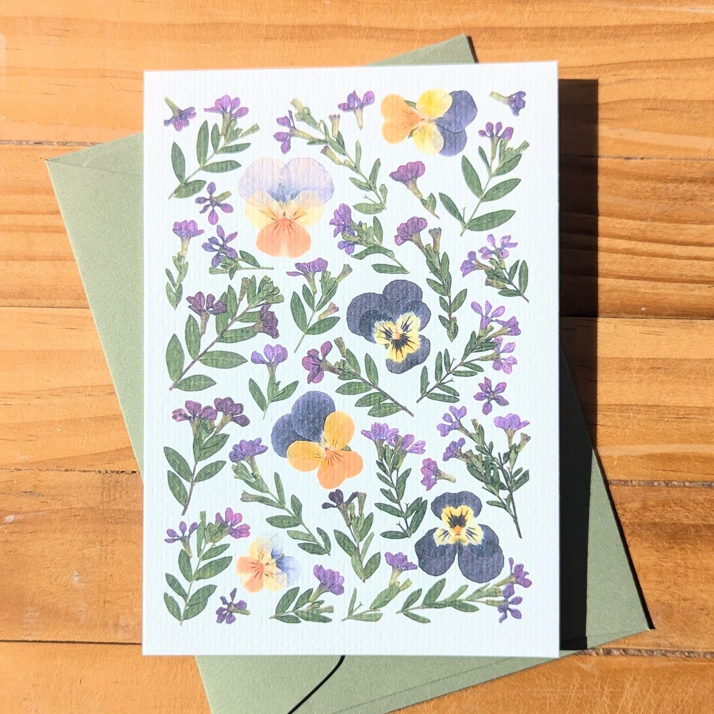 VIOLA + CUPHEA CARD