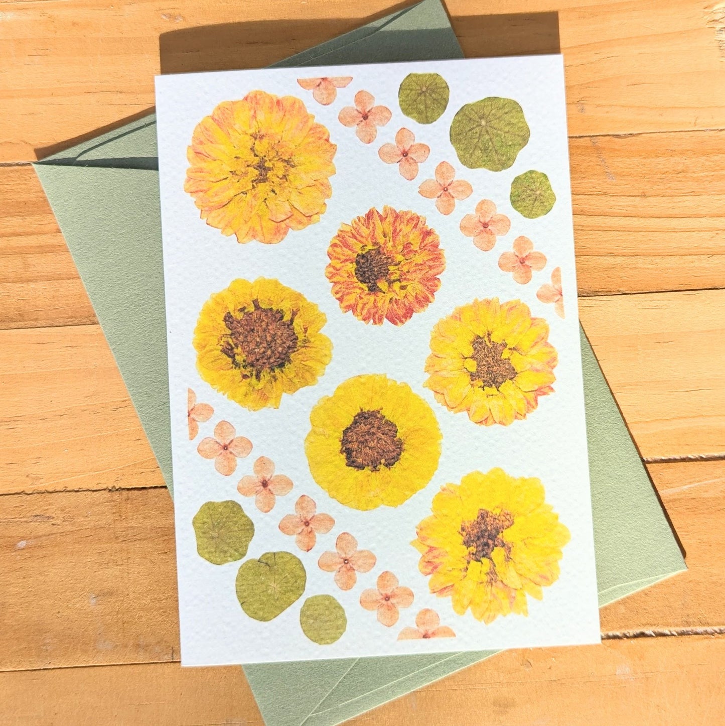 Dahlia + Ixora CARD