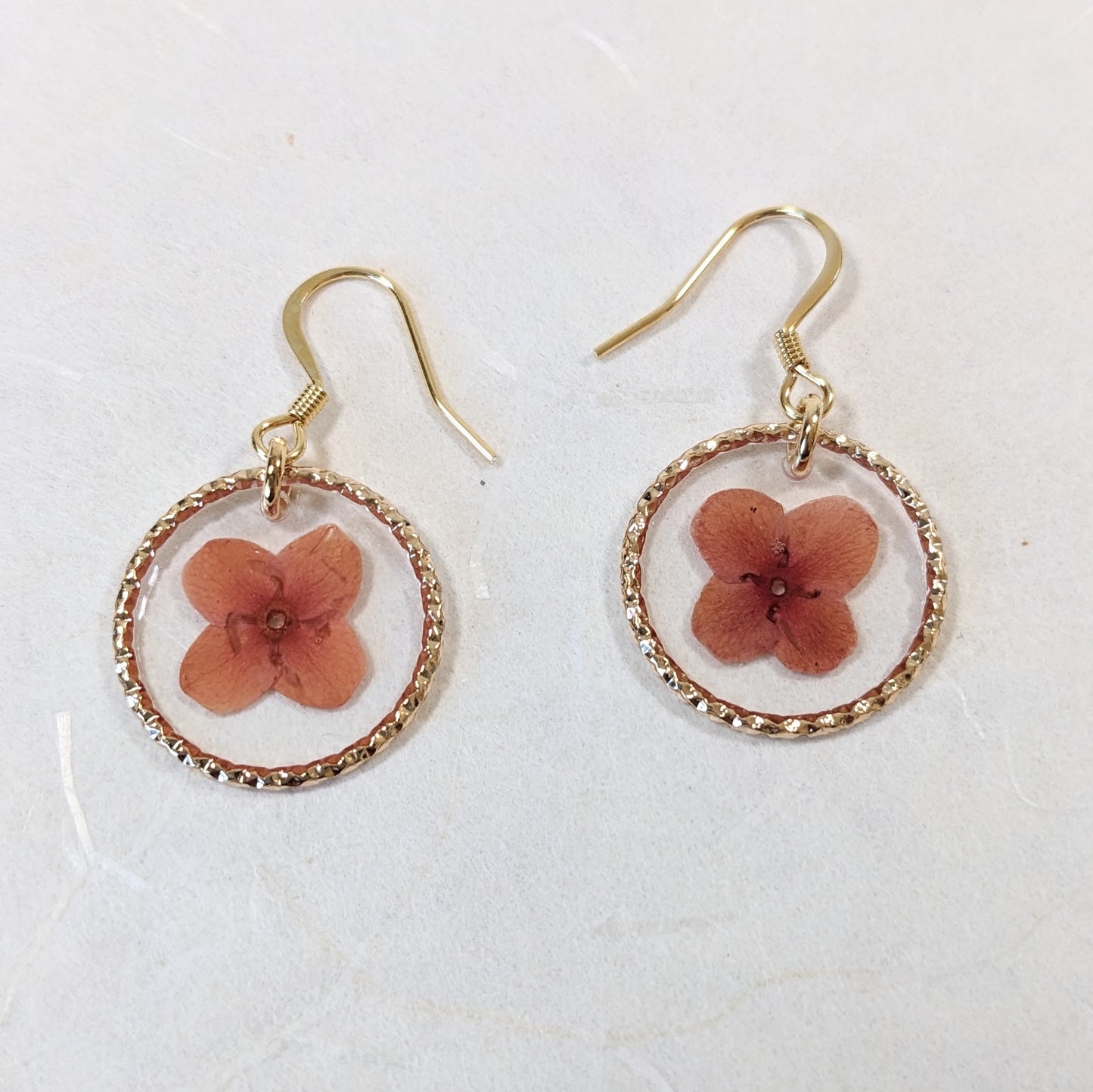 Resin jewellery making with pressed flowers