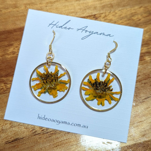 ( Real flower jewelry ) Zinnia earrings